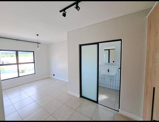 3 BEDROOM APARTMENT FOR SALE IN MOOIKLOOF